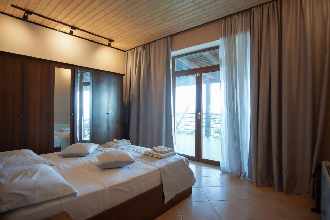 Seaside Duplex Stone Villa Qeparo Eksteriør billede