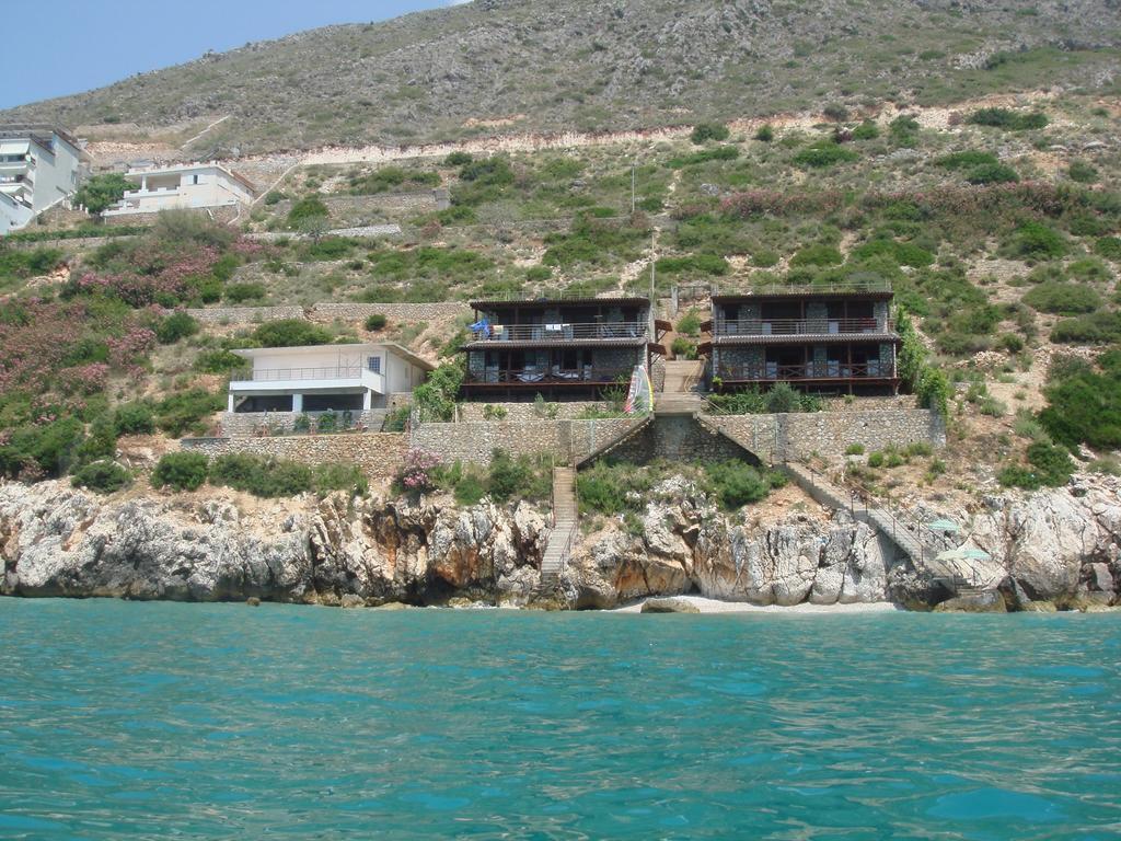 Seaside Duplex Stone Villa Qeparo Eksteriør billede